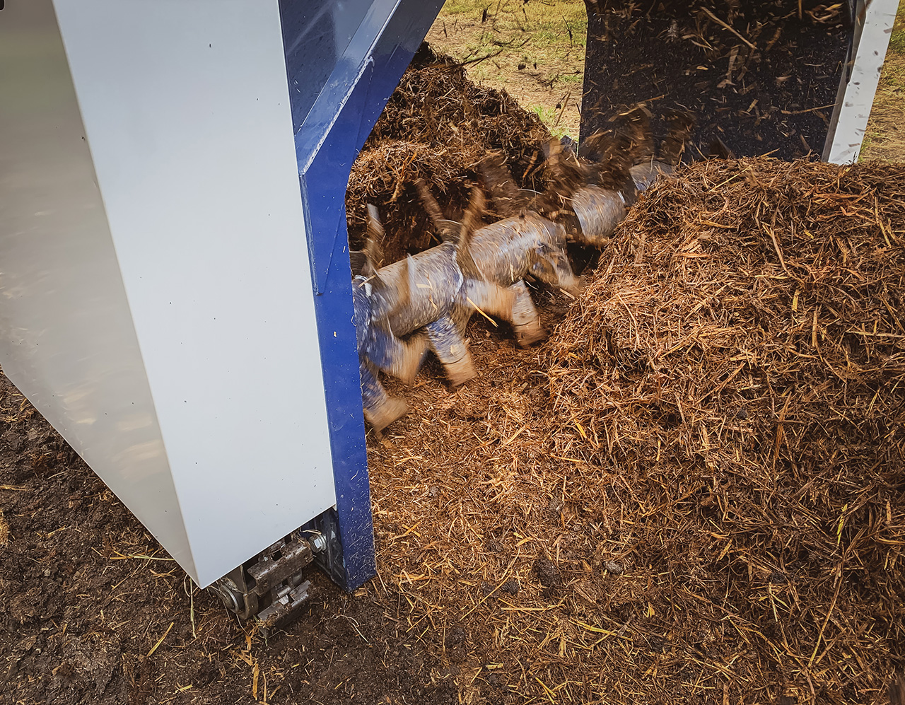 Retourneurs de compost autopropulsés